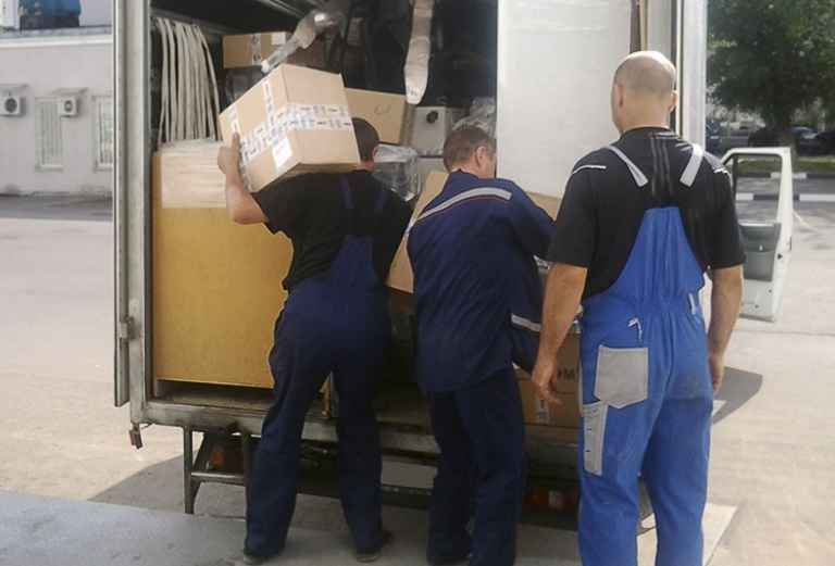 Заказ транспорта перевезти компрессора из Бежецка в Краснодар