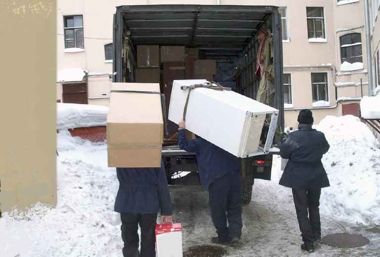 Стоимость грузоперевозки средней коробки догрузом из Торжка в Санкт-Петербург