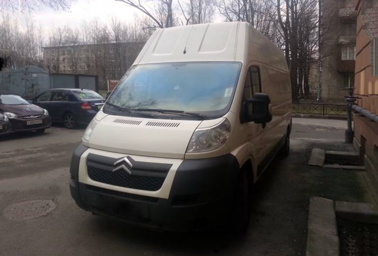 Сколько стоит автоперевозка строительных грузов из Новоалтайск в Омск